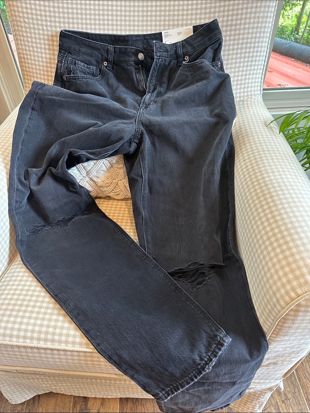 American Eagle Outfitters Super High-Rise Black Distressed Mom Jeans